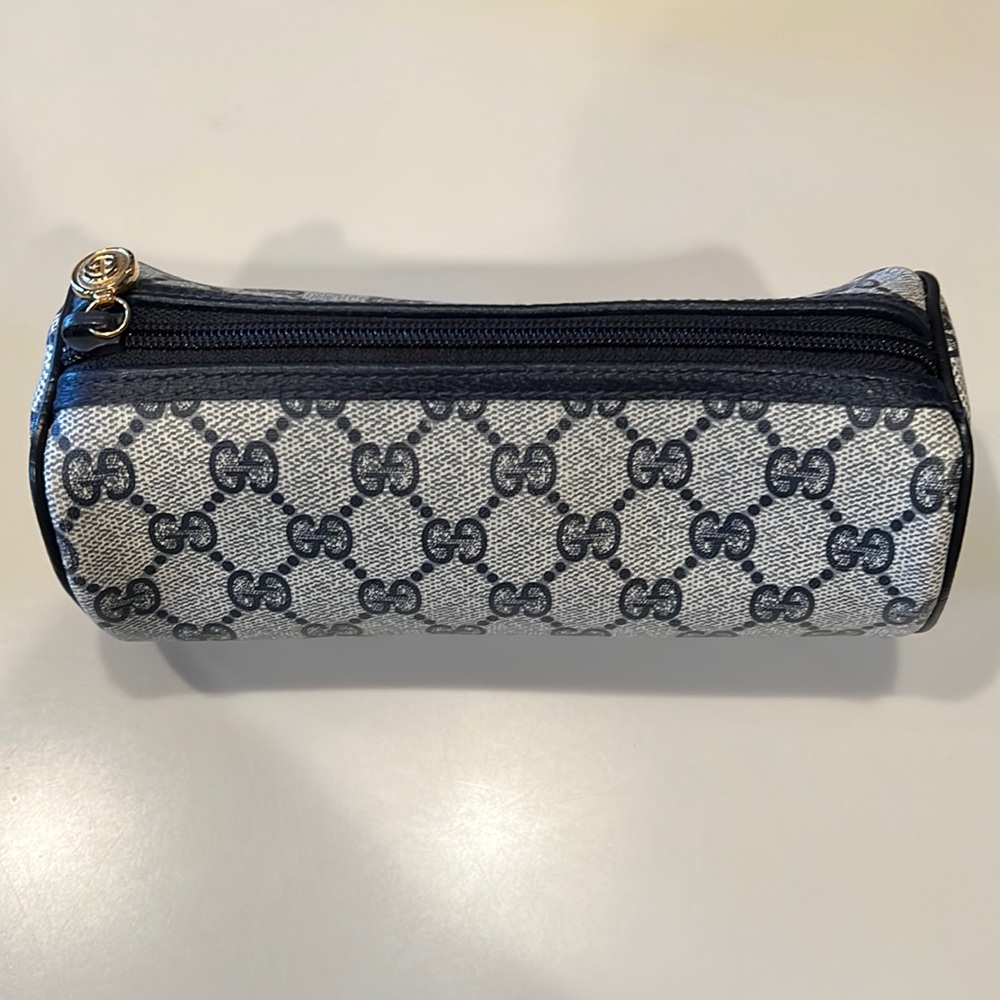 Small Gucci Pouch